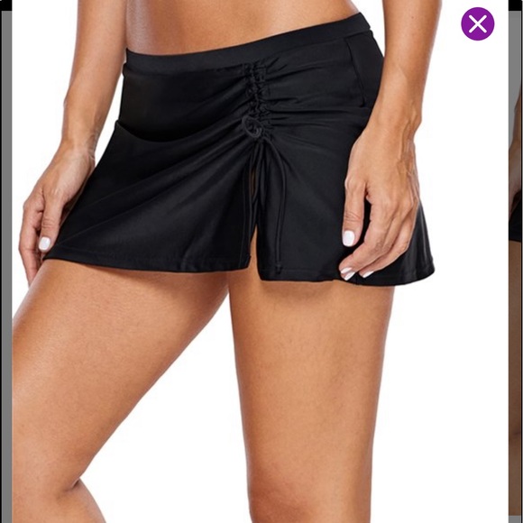 NWT Swim skirt! Bought too big can’t return - Picture 3 of 4